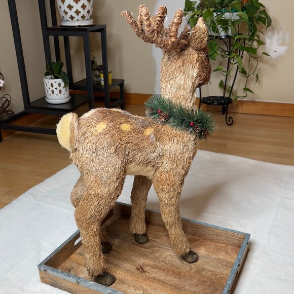 Pier 1 Imports Tall Bristle Straw Standing Deer Figurine Christmas Decoration - Picture 11 of 16
